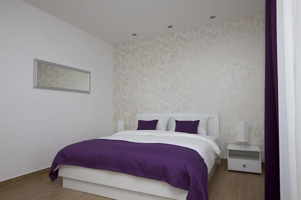 **** Bed & Breakfast Rooms Ino Kastela Croatia